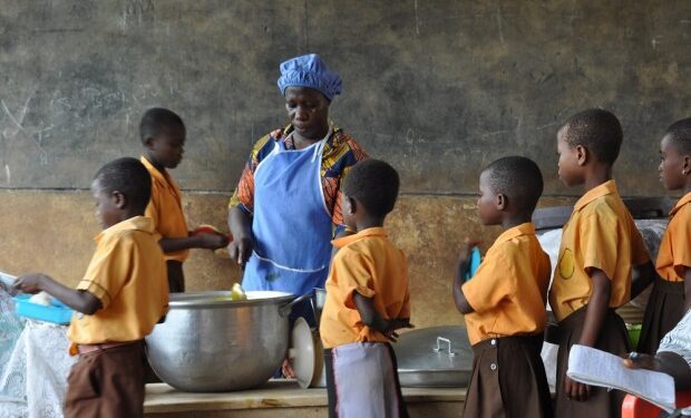 school-feeding-1