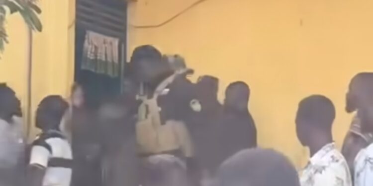 Screenshot_20251103-040832