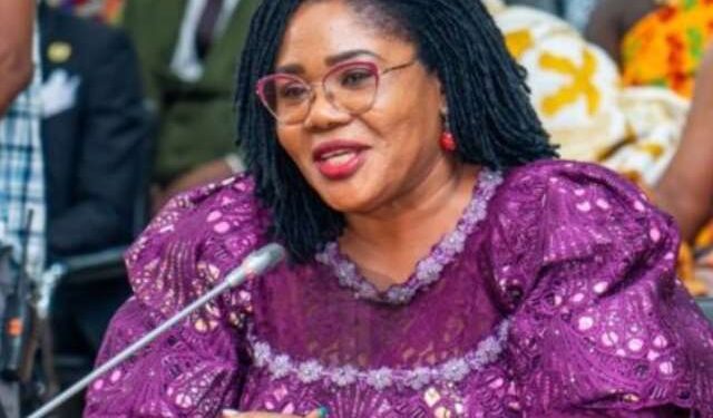 122202522604-23041q5dcx-agnes-naa-momo-lartey-2