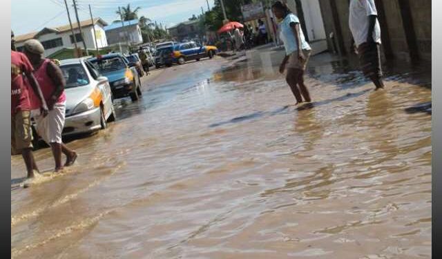 typ0sfe66m_floods_accra