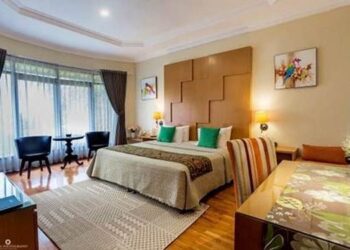 hotel-room-600x375